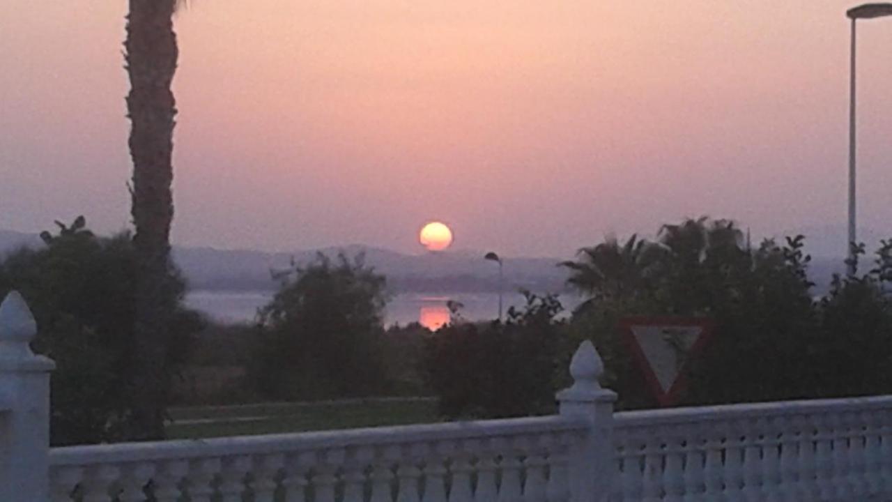Bnb Casa Frente Al Lago Rosa 또레비에하 외부 사진